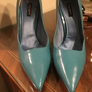 Dolce gabbana teal pumps